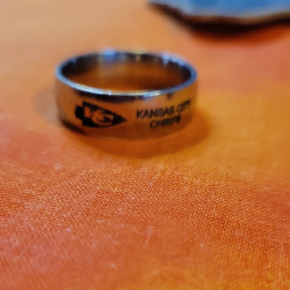 Kansas City Chiefs Titanium Ring with Engraved Logo Size 14 New
